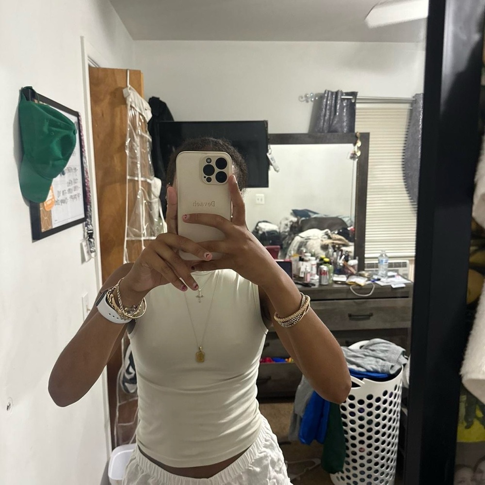Women's Cream Sleeveless Top